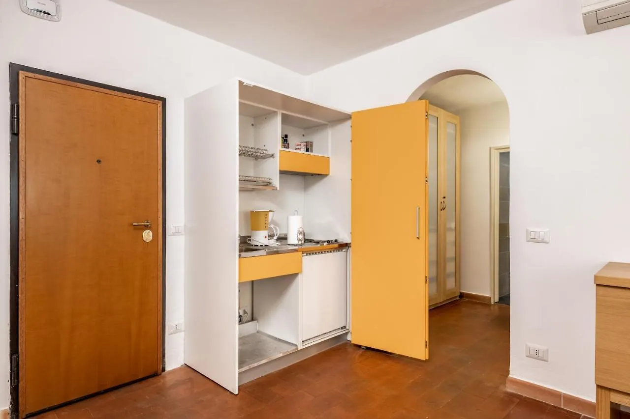 Torre Dei Giudi Apartments Florence
