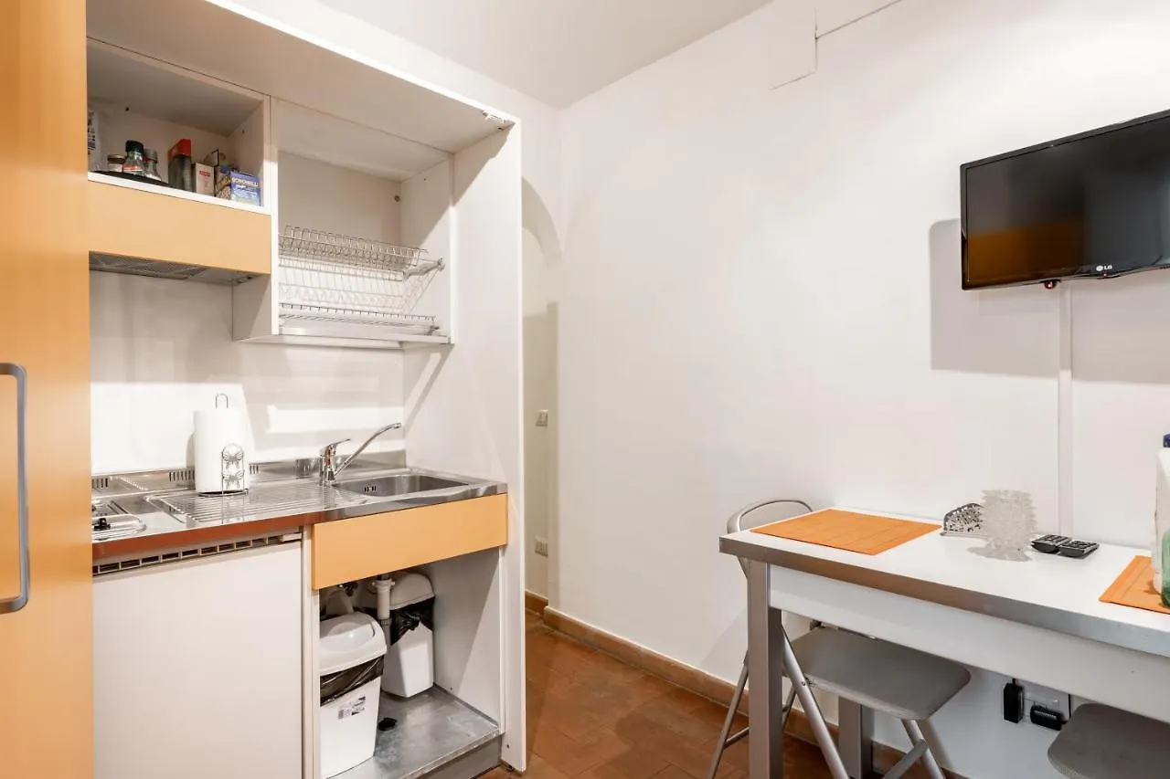 Torre Dei Giudi Apartments Florence