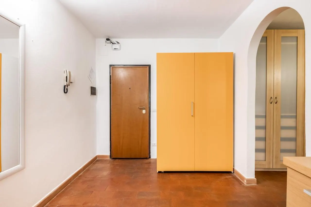 Torre Dei Giudi Apartments Florence